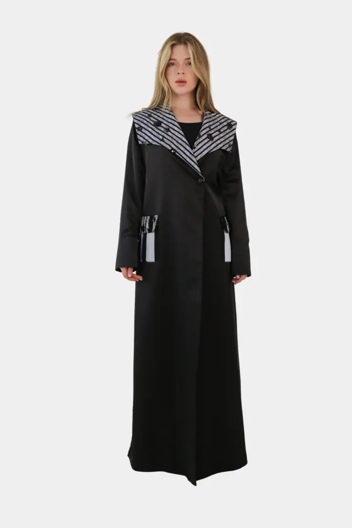 The Queen B cape